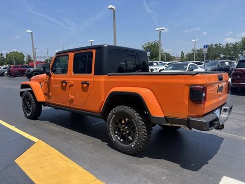 New 2025 Jeep Gladiator Willys image 5