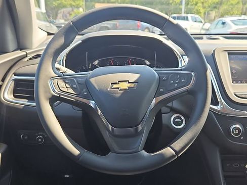 Used 2024 Chevrolet Equinox LT FWD image 14
