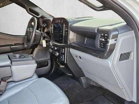 Used 2022 Ford F150 XL w/ Equipment Group 101A High AWD/4WD image 18