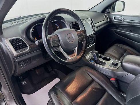 Used 2020 Jeep Grand Cherokee Limited AWD/4WD image 11