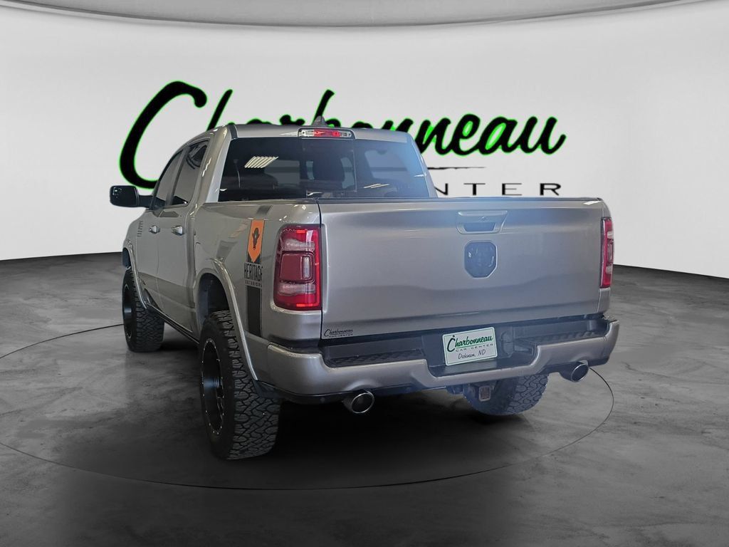 Used 2019 RAM 1500 Laramie AWD/4WD image 3