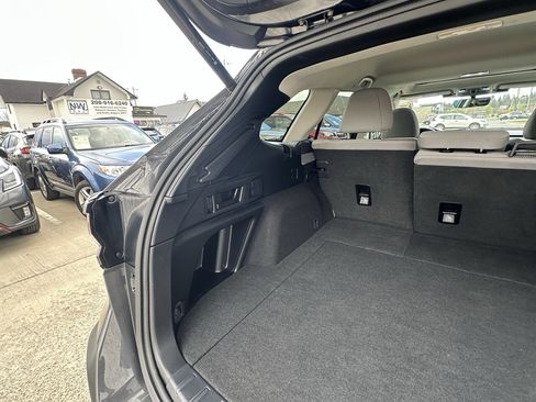 Used 2023 Subaru Outback Premium AWD/4WD image 38