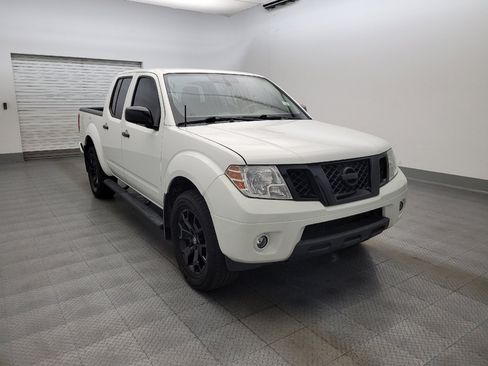 Used 2020 Nissan Frontier SV w/ Midnight Edition Floor Mats AWD/4WD image 13