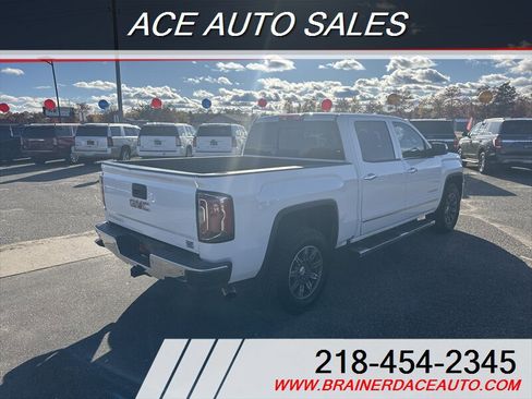 Used 2018 GMC Sierra 1500 SLT image 3