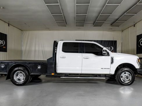 Used 2022 Ford F350 Lariat w/ Lariat Value Package AWD/4WD image 5