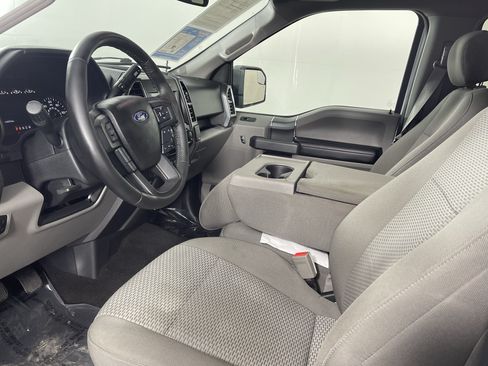 Used 2018 Ford F150 XLT w/ Equipment Group 302A Luxury AWD/4WD image 9