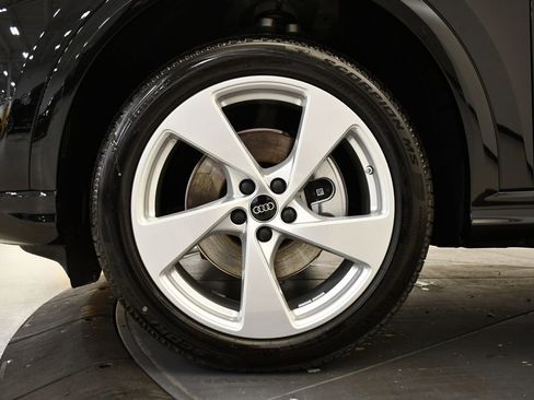 Used 2025 Audi Q5 Premium Plus w/ Premium Plus image 14