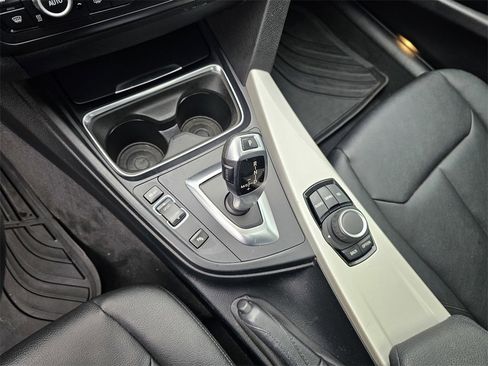 Used 2015 BMW 320i 320i image 24