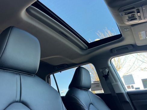 New 2026 Toyota Highlander XLE AWD/4WD image 46