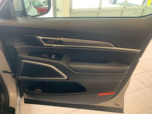 Used 2025 Kia Telluride EX X-Line image 24