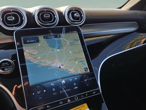 New 2026 Mercedes-Benz GLC 300 image 21