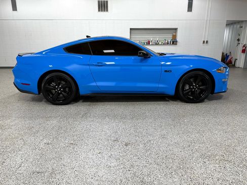 Used 2022 Ford Mustang GT Premium w/ Black Accent Package image 5