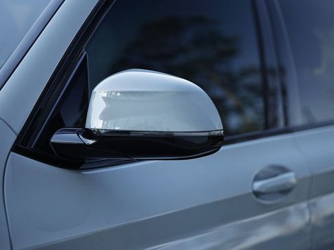 Used 2023 BMW X3 xDrive30i w/ M Sport Package image 11