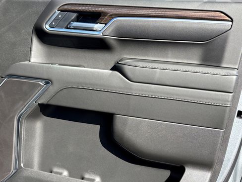 New 2025 Chevrolet Silverado 1500 LT image 11