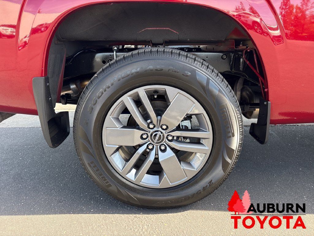 Used 2025 Nissan Frontier SV w/ SV Convenience Package AWD/4WD image 25