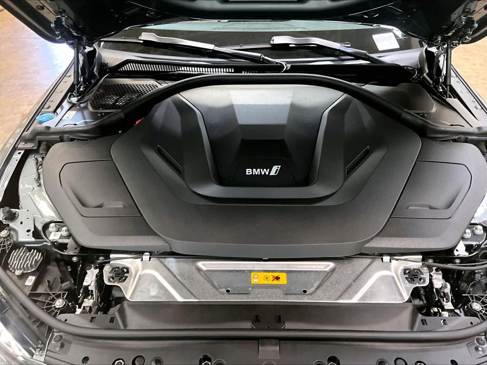 Used 2024 BMW i4 eDrive40 w/ Convenience Package RWD image 13