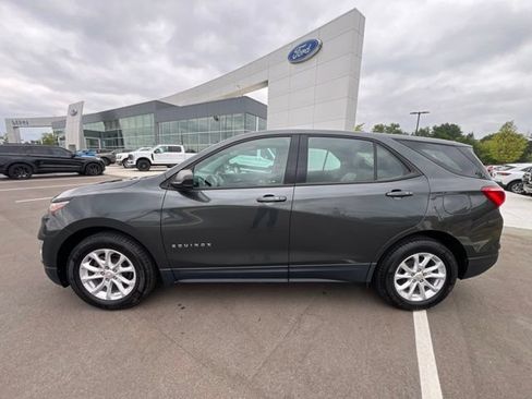 Used 2019 Chevrolet Equinox LS FWD image 8