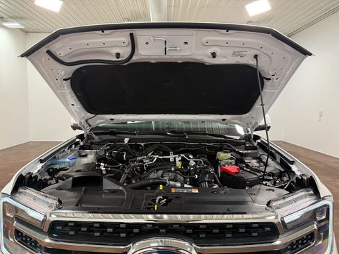 Used 2025 Ford Ranger Lariat w/ Advanced Towing Package image 19