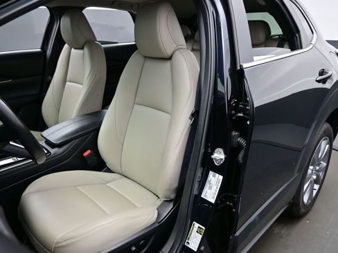 Used 2024 MAZDA CX-30 AWD 2.5 S w/ Preferred Package image 12