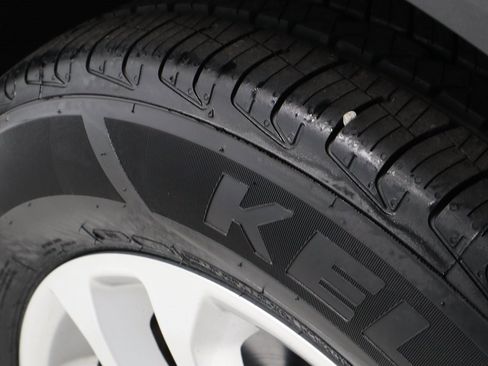 Certified 2022 Ford Escape SE w/ Cold Weather Package image 20