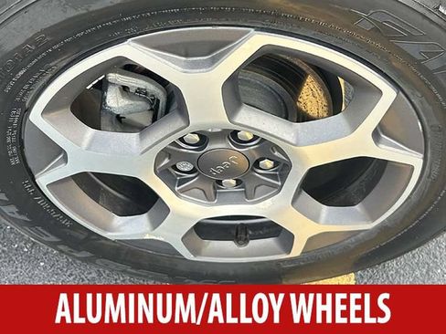 Used 2022 Jeep Compass Trailhawk w/ Trailhawk Convenience Group AWD/4WD image 7
