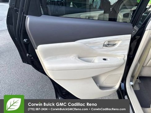Used 2015 Nissan Murano Platinum w/ Platinum Technology Package AWD/4WD image 18
