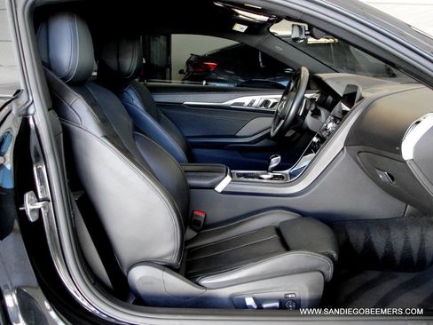 Used 2022 BMW M850i xDrive Coupe w/ Driving Assistance Package AWD/4WD image 31