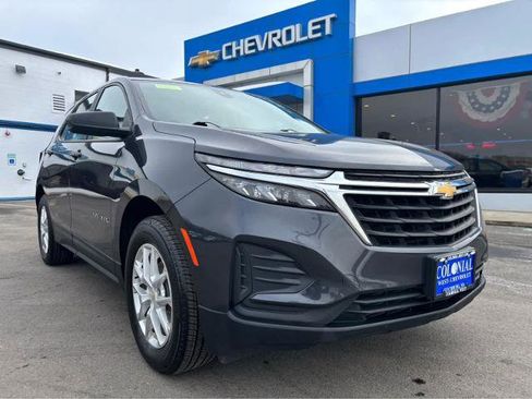 Used 2022 Chevrolet Equinox LS image 13