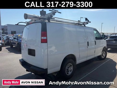 Used 2019 Chevrolet Express 2500 w/ Driver Convenience Package RWD image 3
