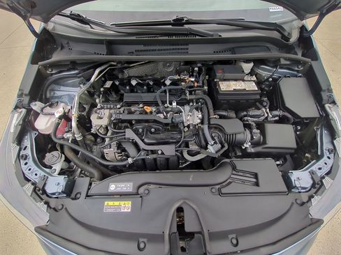 Used 2024 Toyota Corolla LE FWD image 35