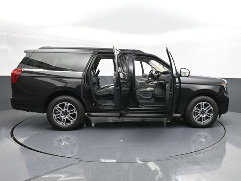 Used 2025 Ford Expedition Max Active image 38