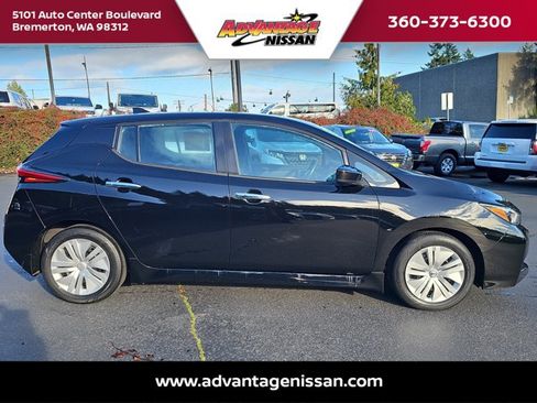 Used 2023 Nissan Leaf S image 6