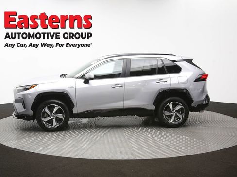 Used 2022 Toyota RAV4 SE image 60