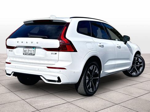 Used 2026 Volvo XC60 B5 Plus w/ Protection Package Premier AWD/4WD image 16