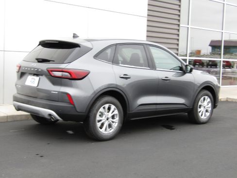 New 2026 Ford Escape Active w/ Active Premium Tech Pack AWD/4WD image 4