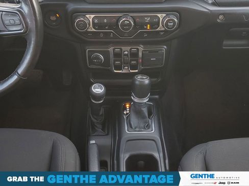 Used 2021 Jeep Wrangler Unlimited Sport image 24
