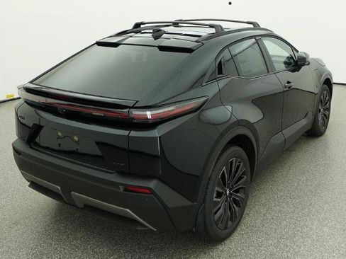 New 2026 Toyota C-HR AWD/4WD image 20