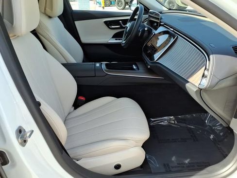Certified 2024 Mercedes-Benz E 450 4MATIC Sedan image 16