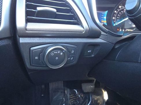 Used 2020 Ford Fusion SE w/ Equipment Group 151A FWD image 22