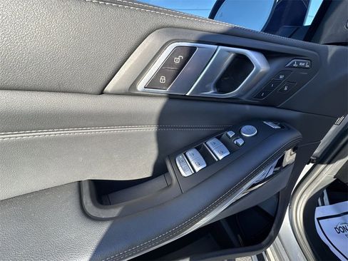 Used 2023 BMW X7 xDrive40i w/ M Sport Package image 13