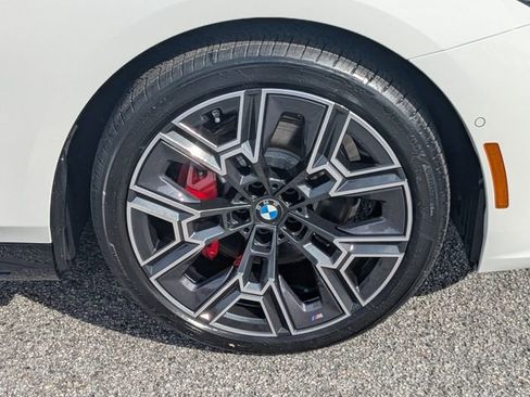 New 2026 BMW 530i xDrive w/ Executive Package image 11