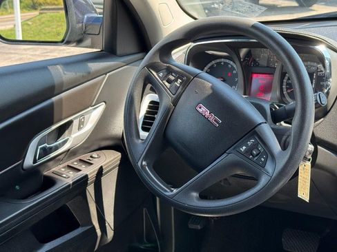 Used 2017 GMC Terrain SLE FWD image 12