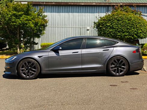 Used 2021 Tesla Model S Plaid AWD/4WD image 14