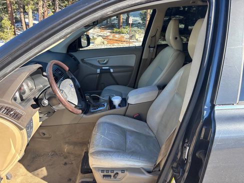 Used 2011 Volvo XC90 3.2 image 15