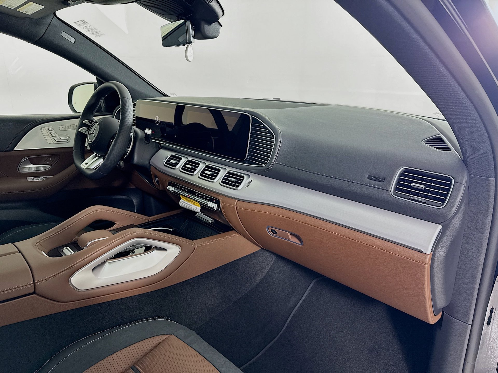 New 2026 Mercedes-Benz GLE 53 AMG 4MATIC Coupe image 32