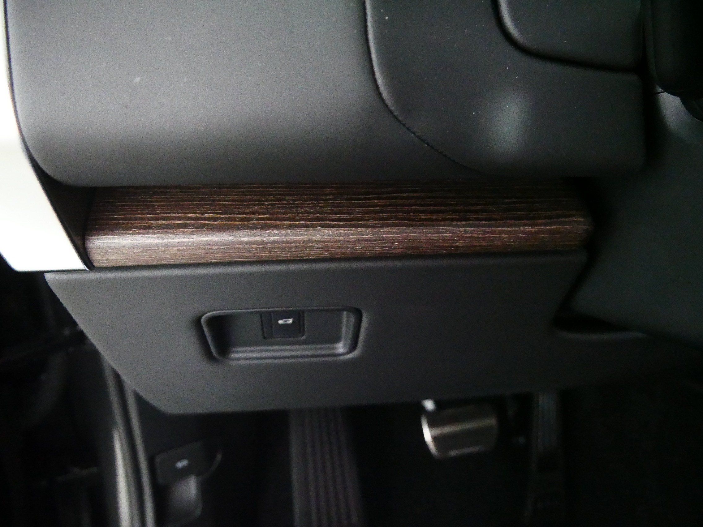Used 2024 Land Rover Range Rover Autobiography AWD/4WD image 26