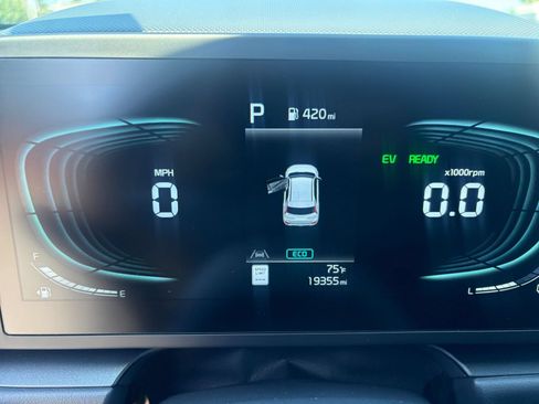 Used 2026 Kia Niro LX FWD image 38