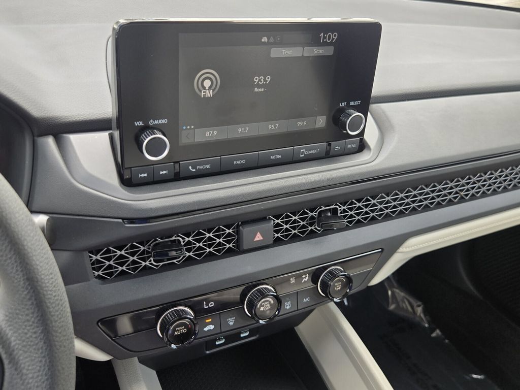 Used 2024 Honda Accord LX image 20