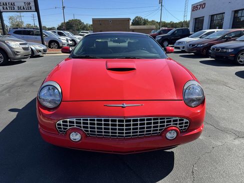 Used 2003 Ford Thunderbird image 2