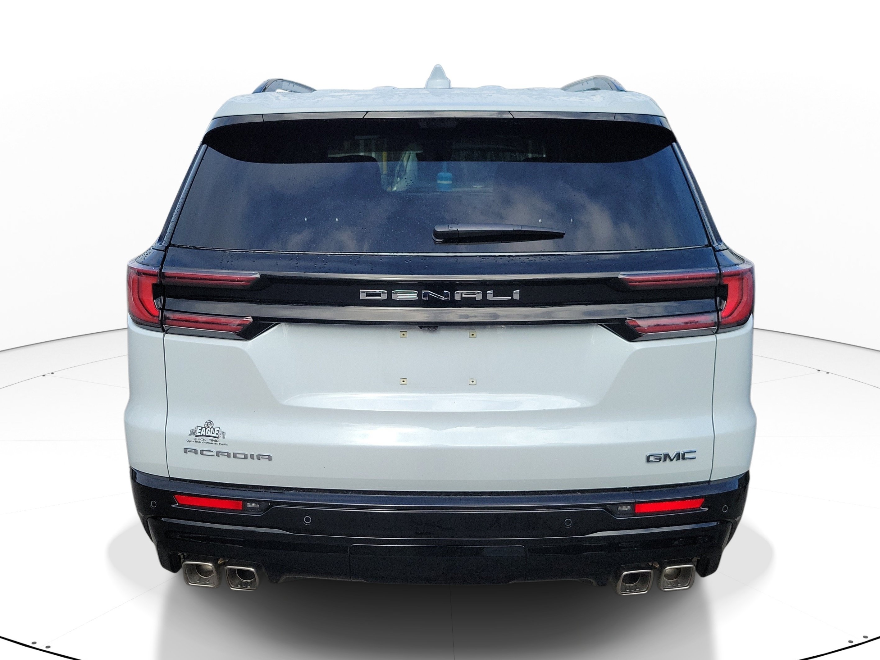 Used 2026 GMC Acadia Denali Ultimate FWD image 3